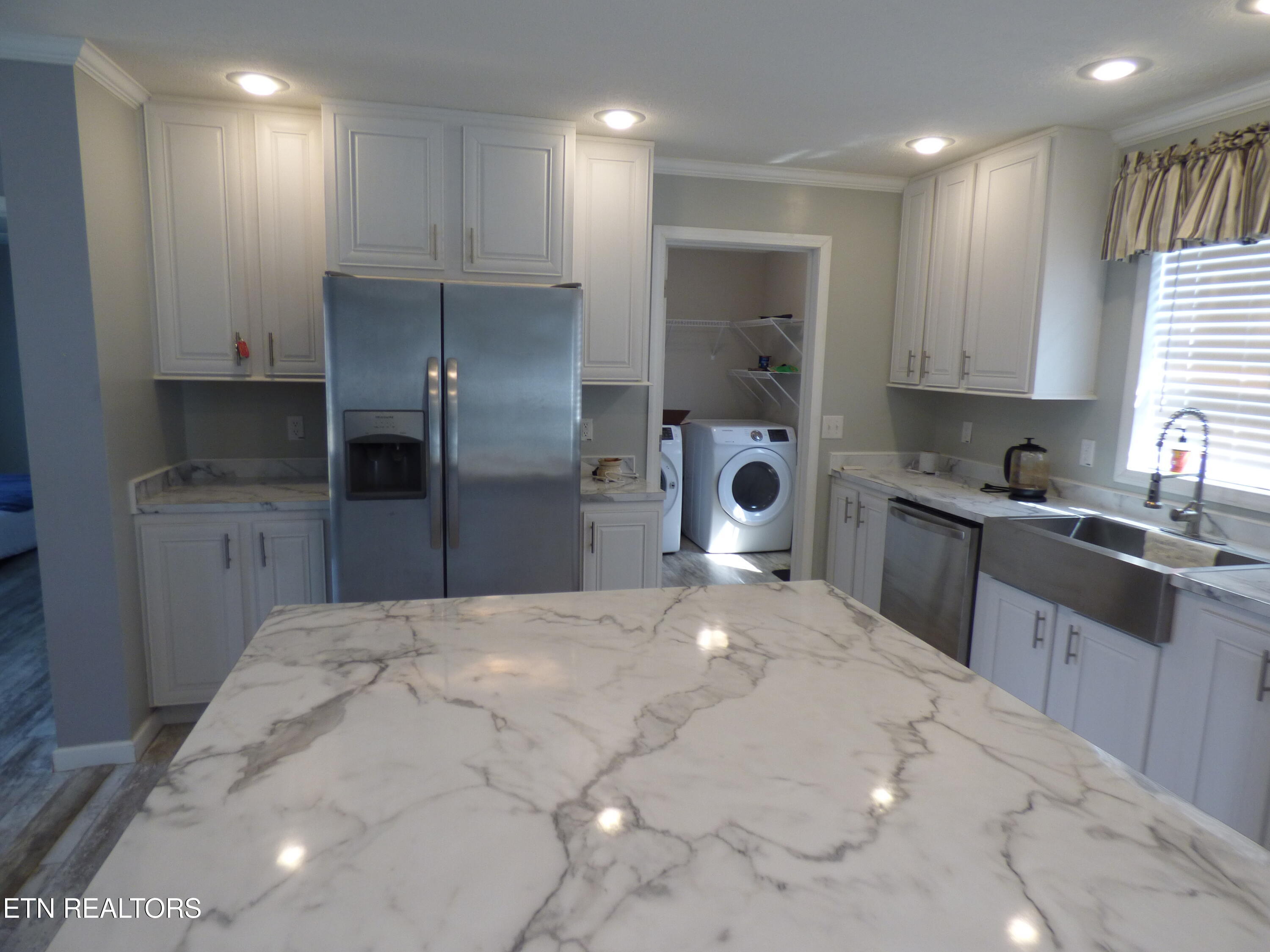 817 Hillendale Road Crossville, TN 38572 - Photo 13 of 56 P1080712