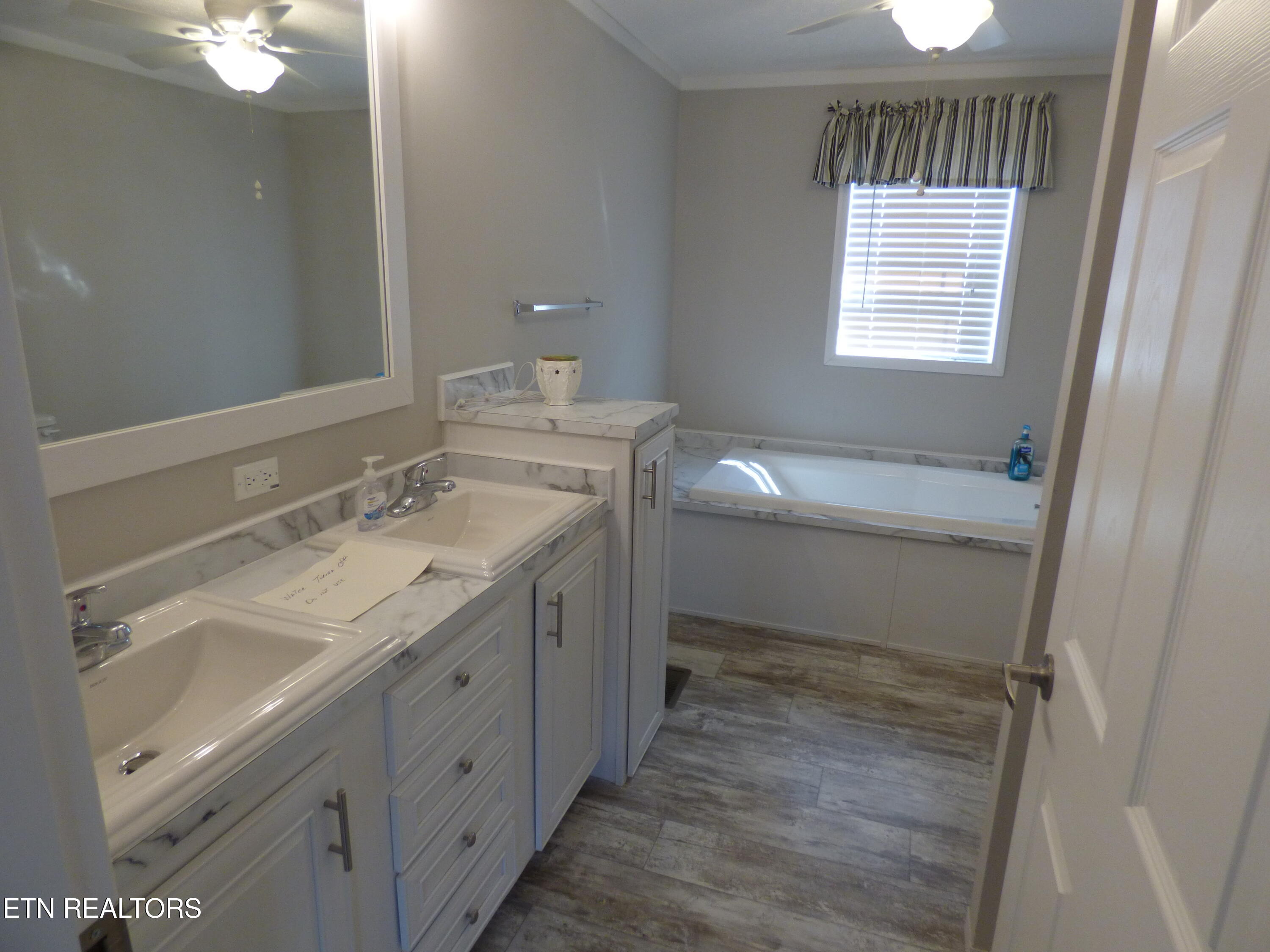 817 Hillendale Road Crossville, TN 38572 - Photo 19 of 56 P1080696