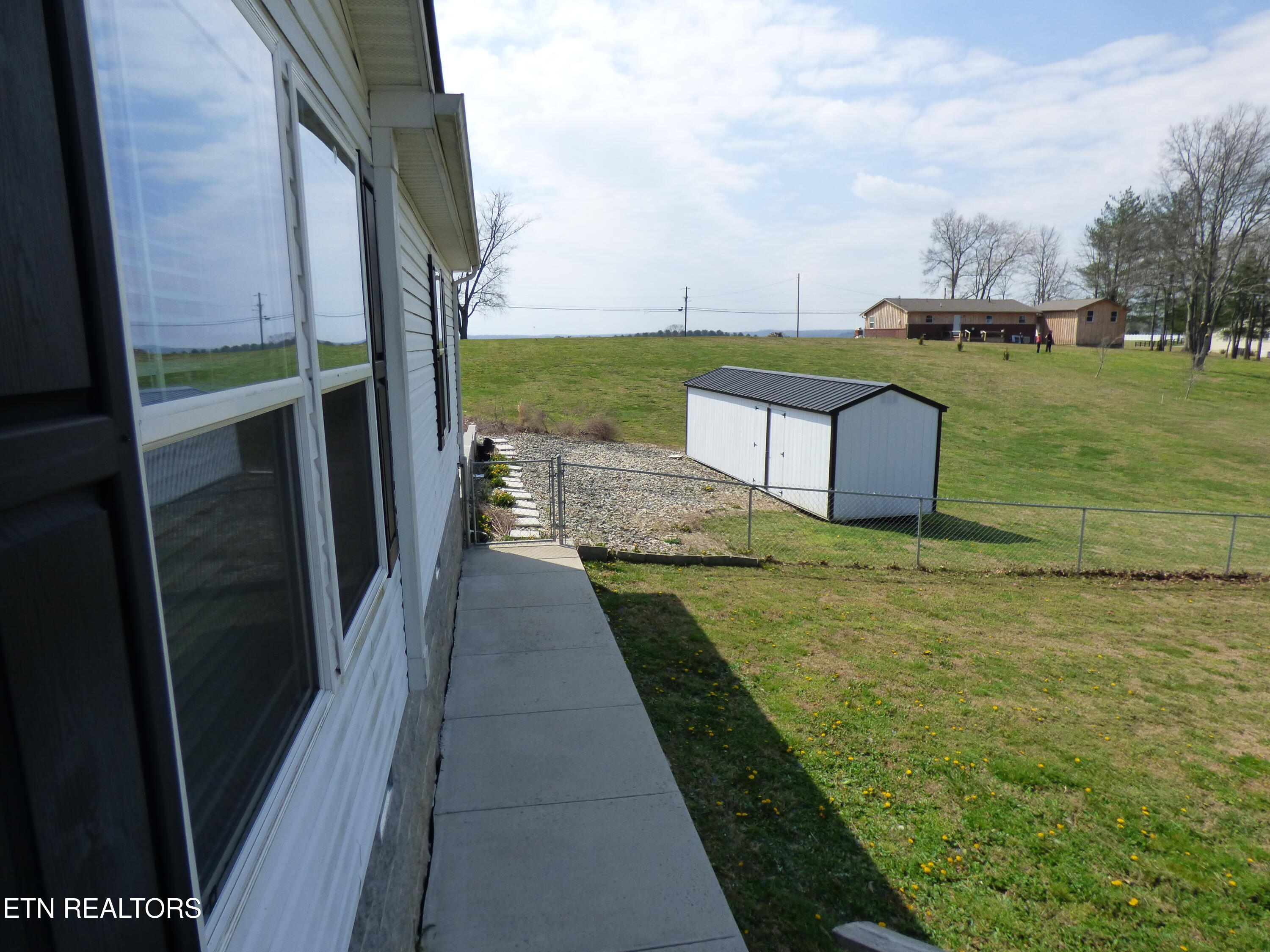 817 Hillendale Road Crossville, TN 38572 - Photo 33 of 56 P1080713