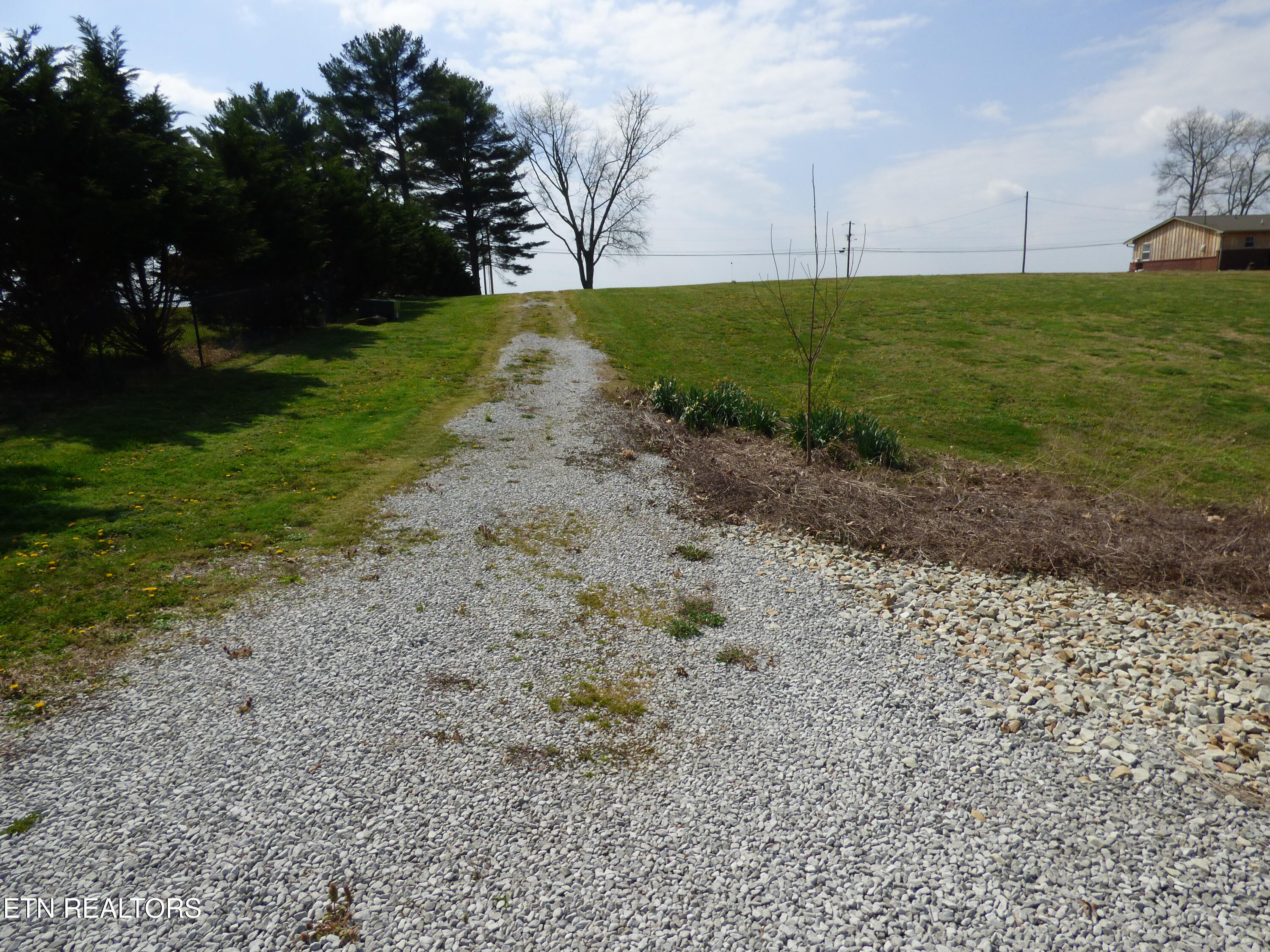 817 Hillendale Road Crossville, TN 38572 - Photo 47 of 56 P1080728