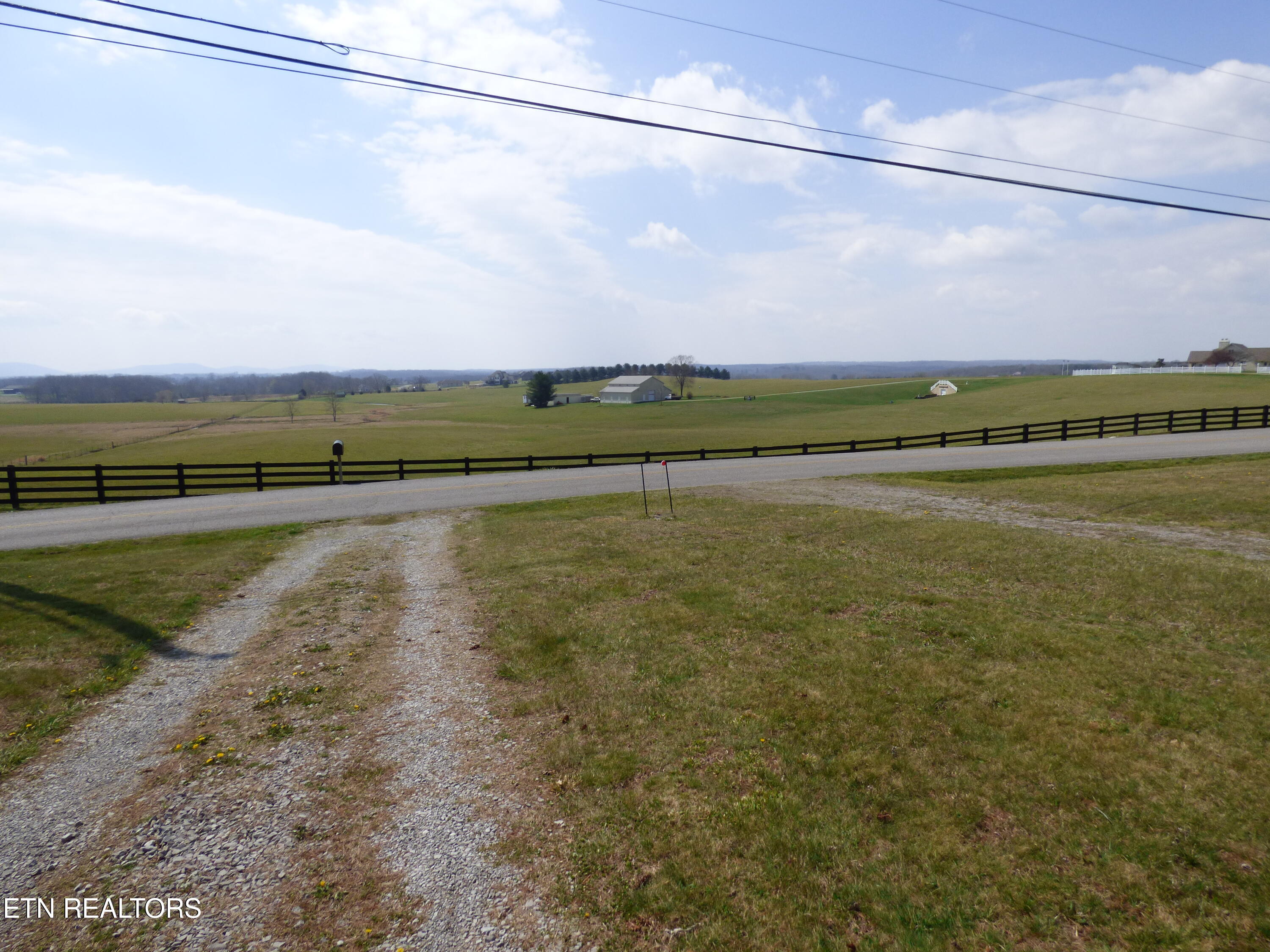 817 Hillendale Road Crossville, TN 38572 - Photo 53 of 56 P1080738