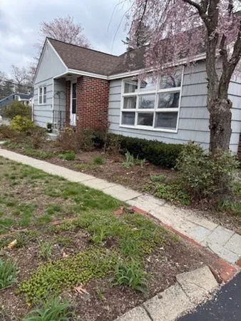 $1,500 | 71 Chapel Street, Unit 2, Shirley, MA 01464