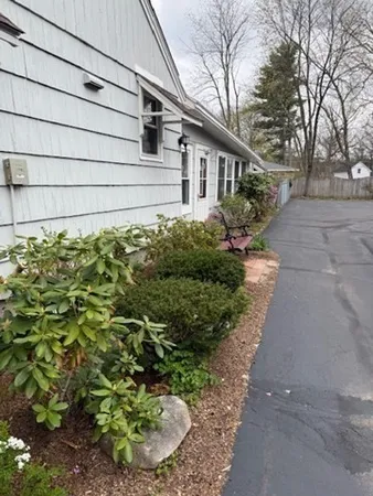 $1,500 | 71 Chapel Street, Unit 2, Shirley, MA 01464