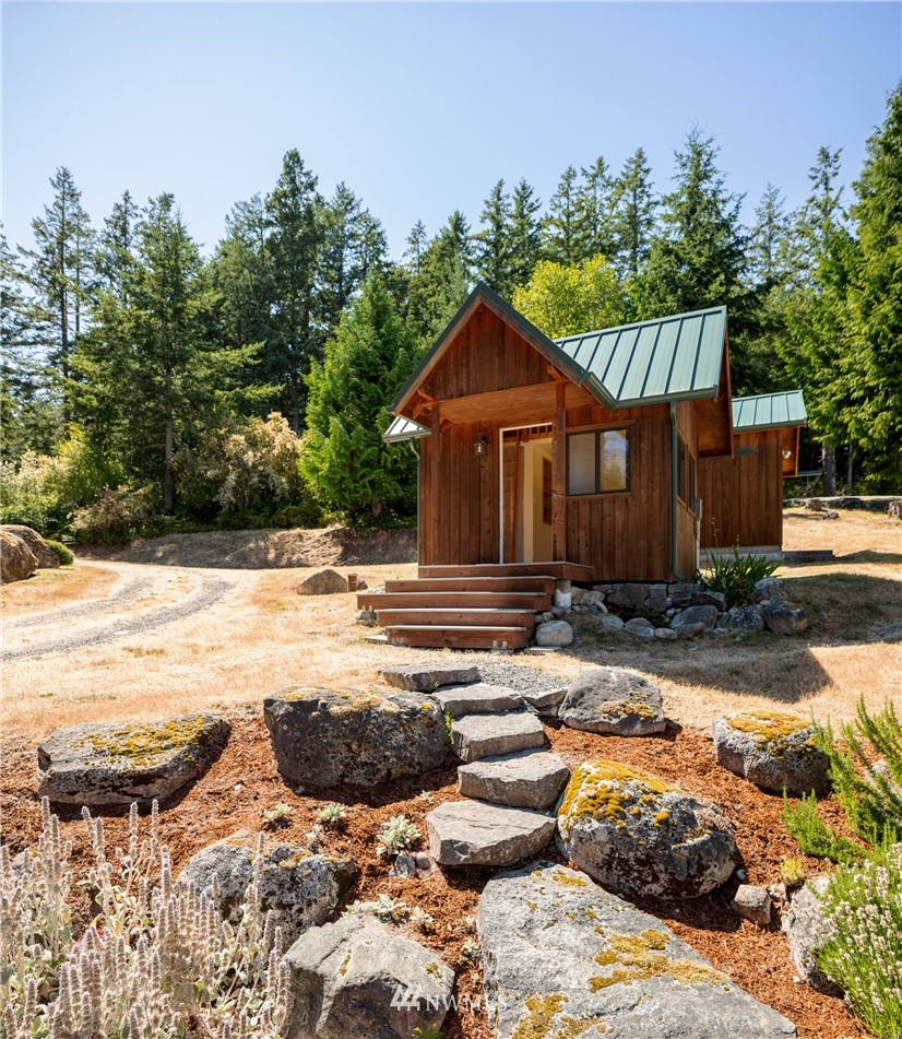 1534 Lopez Road Lopez Island, WA 98261 - Photo 3 of 16