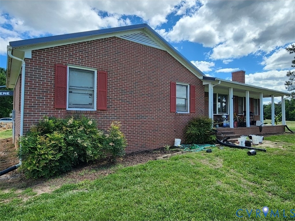 7972 West Courthouse Road Burkeville, VA 23922 - Photo 5 of 19 Gallery Image 5