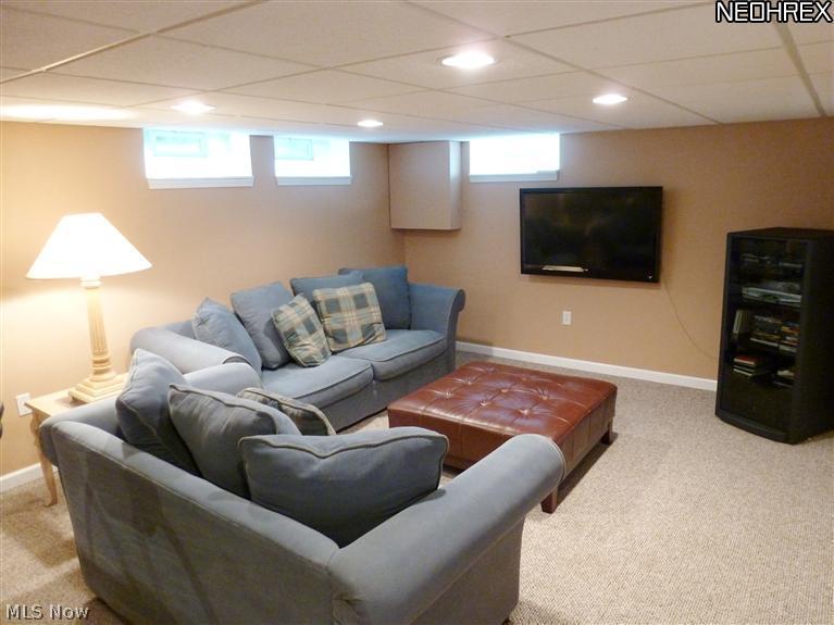 5194 Bridgewater Road Cleveland, OH 44124 - Photo 19 of 25
