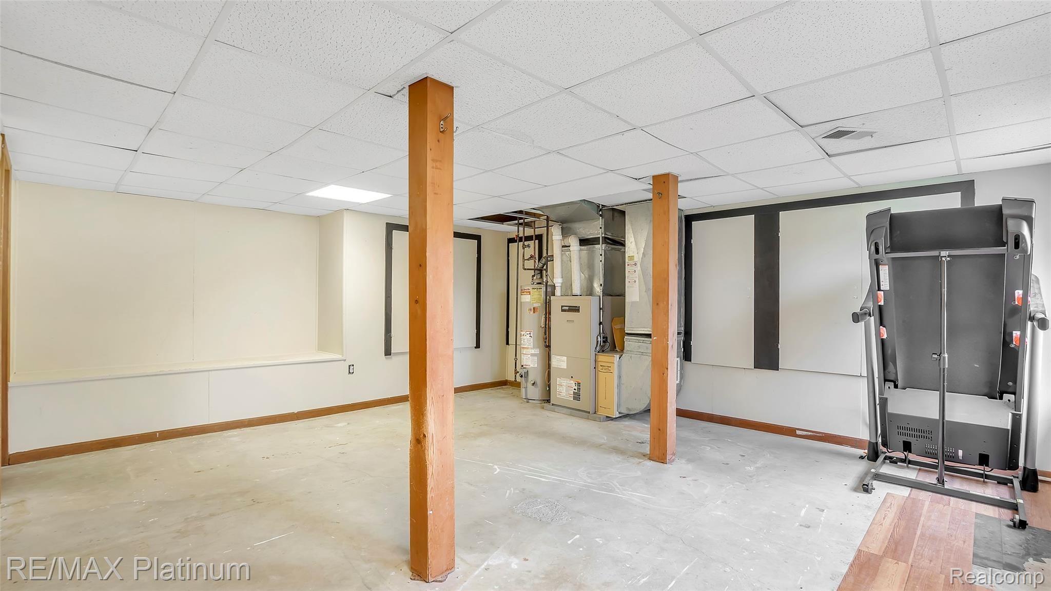 5240 Bentley Lake Road Howell, MI 48843 - Photo 22 of 30 Basement Just Waiting To Be Finished