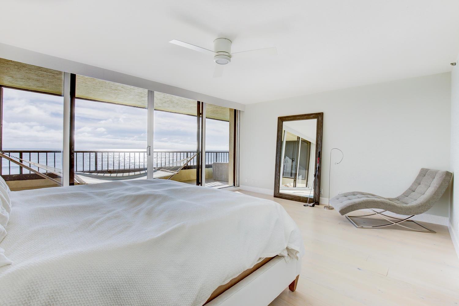 19900 South Beach Road, Unit 504 Jupiter, FL 33469 - Photo 20 of 39 Master Bedroom