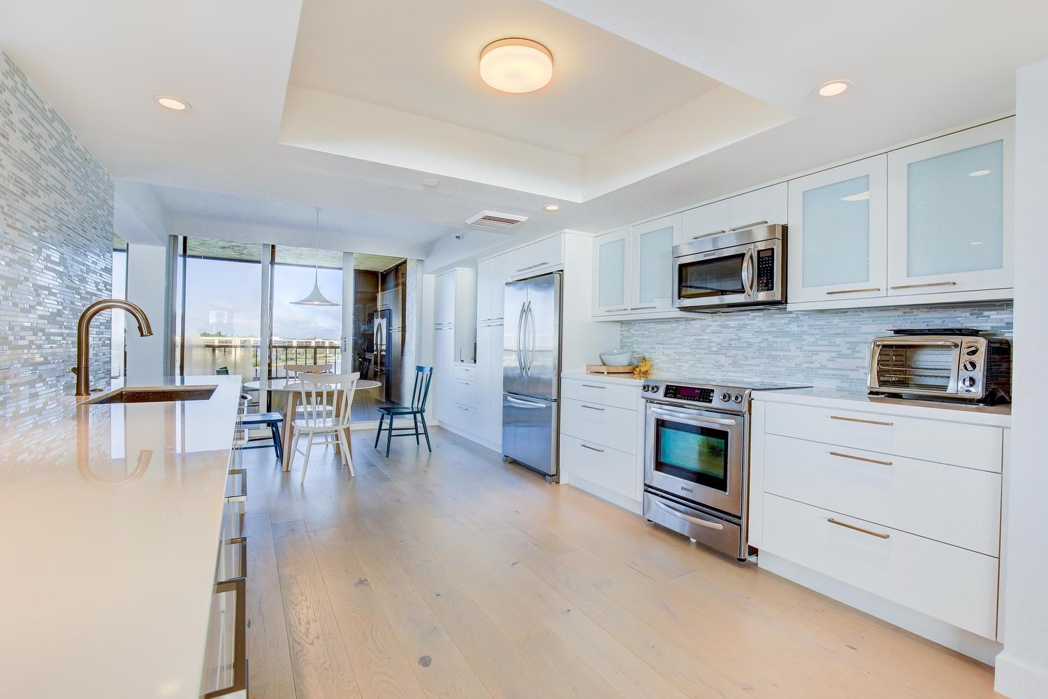 19900 South Beach Road, Unit 504 Jupiter, FL 33469 - Photo 6 of 39 Kitchen