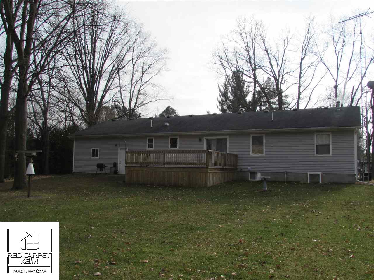 9451 Hubbard Road Davison, MI 48423 - Photo 2 of 20