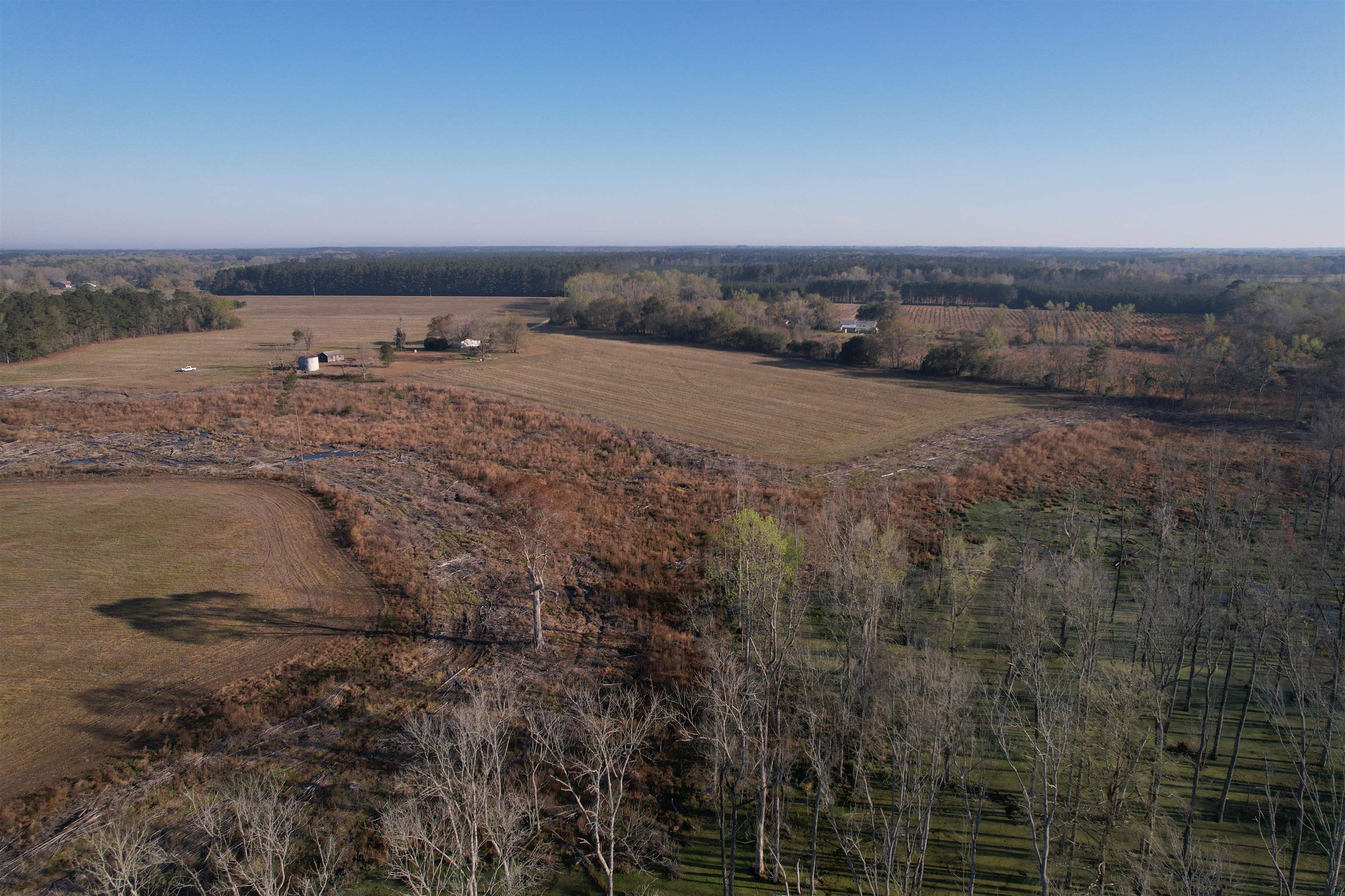 711 Cade Road Lake City, SC 29560 - Photo 8 of 36