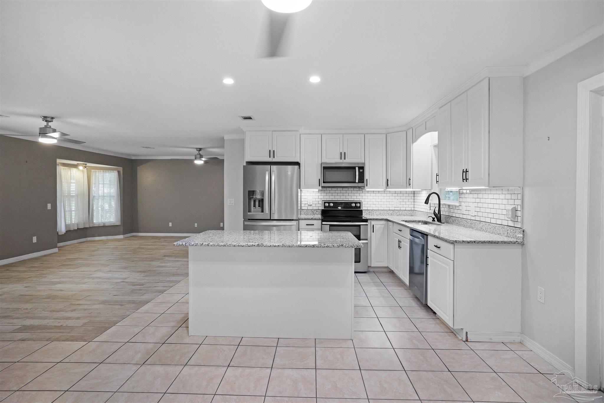 1814 Toni Street Pensacola, FL 32504 - Photo 6 of 26