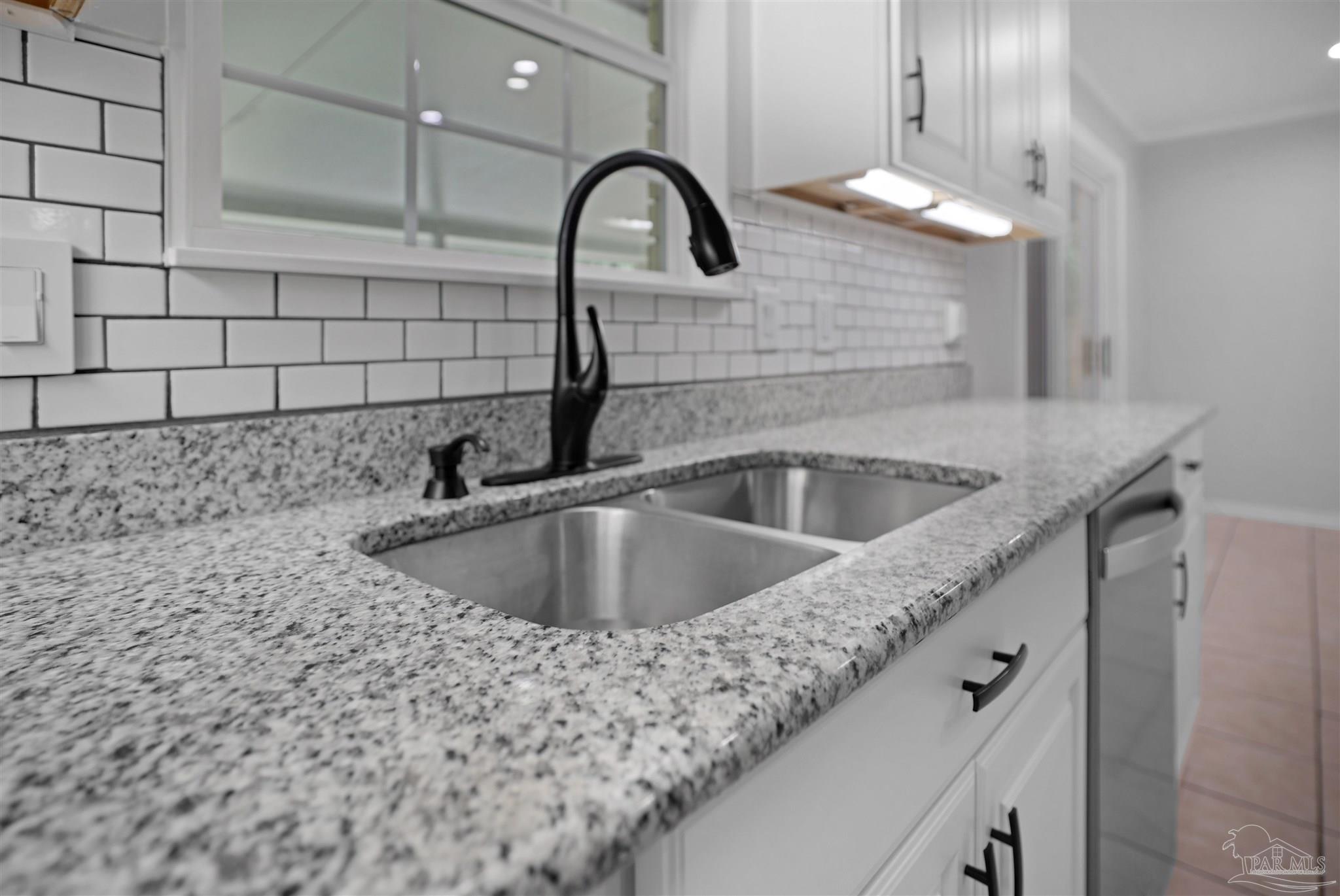 1814 Toni Street Pensacola, FL 32504 - Photo 8 of 26