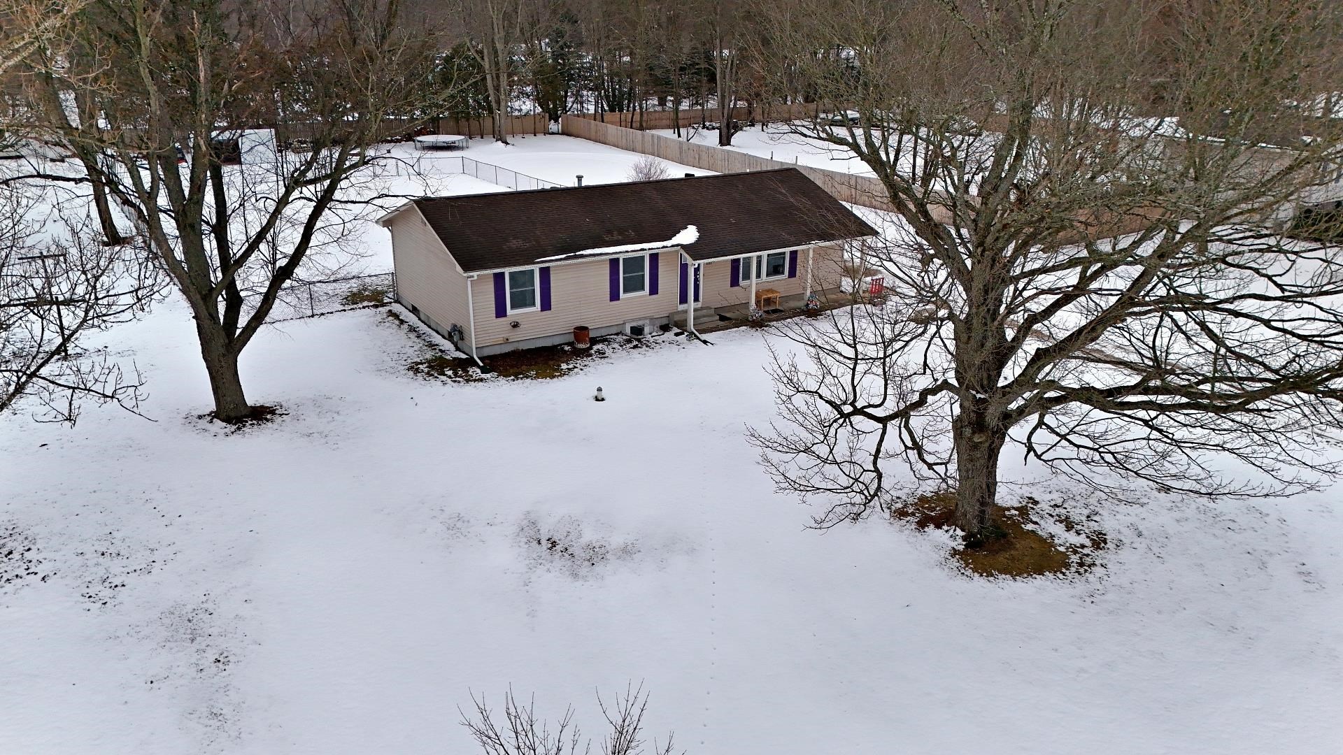 3727 Cecil Road Cadillac, MI 49601 - Photo 3 of 60