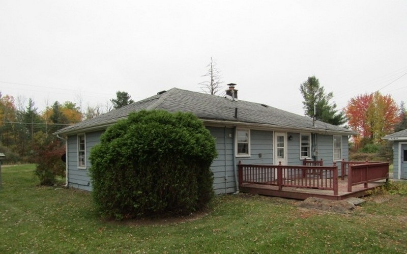 3388 West Huron Road Standish, MI 48658 - Photo 2 of 12 1881020-1.JPG