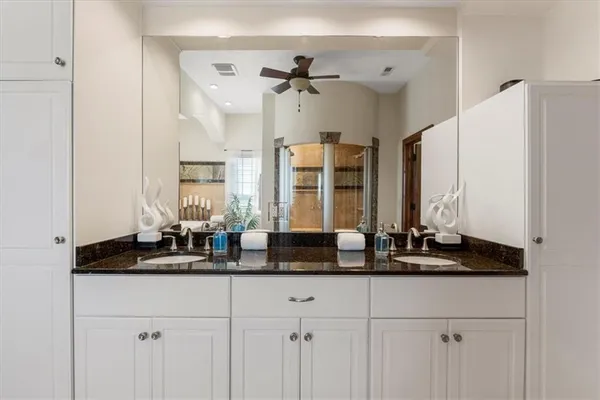 $1,750,000 | 2343 North 600 Road, Edgerton, KS 66021