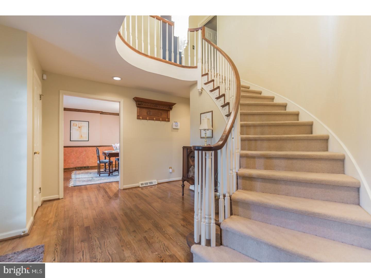 32 Bolingbroke Road West Chester, PA 19382 - Photo 3 of 24 Foyer