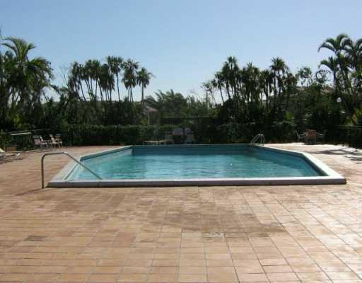 6970 186th Street, Unit 3507 Hialeah, FL 33015 - Photo 5 of 7 Swimming Pool/Hot Tub/Sauna