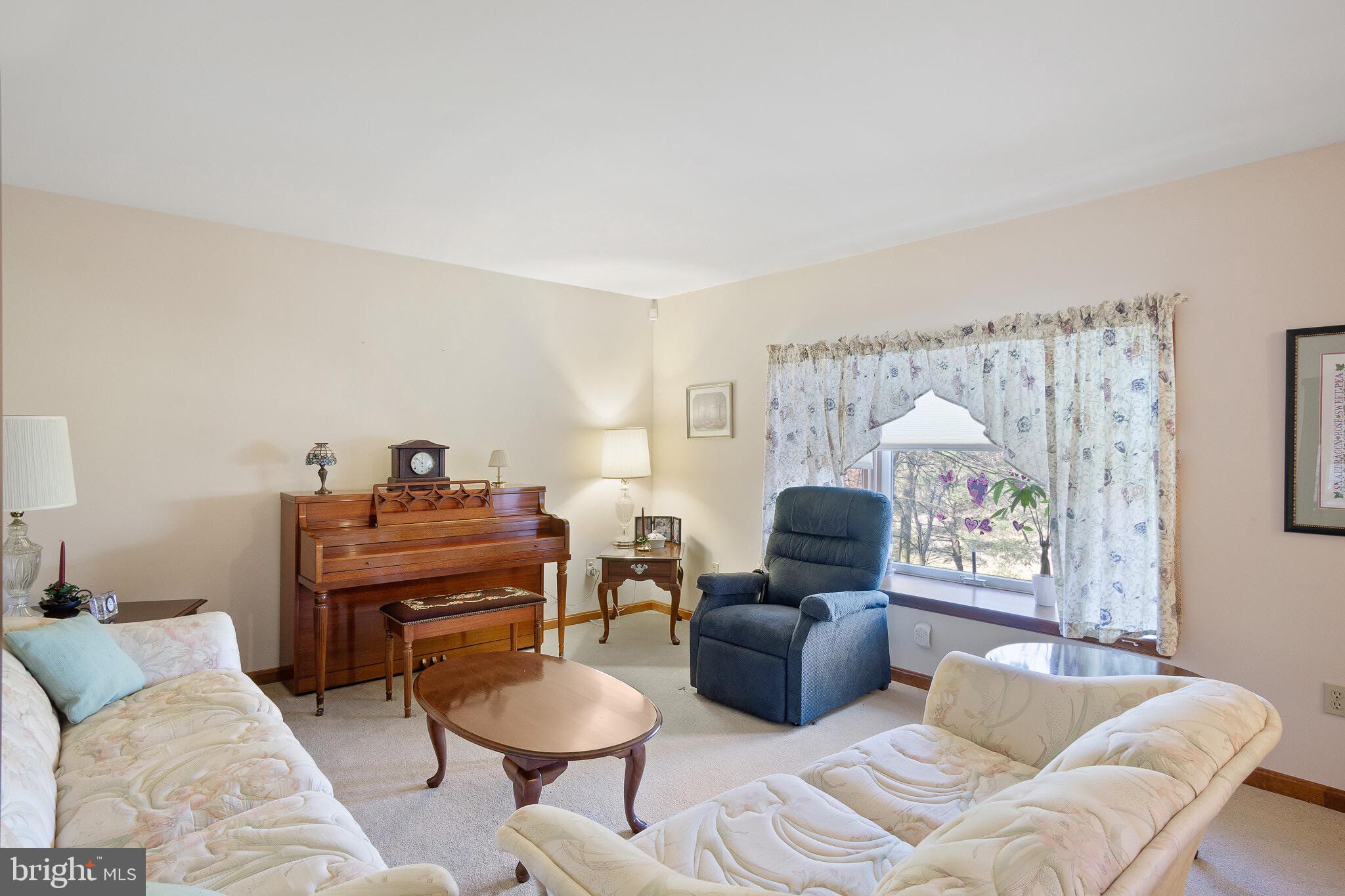 352 Ray Mar Road Oxford, PA 19363 - Photo 4 of 30