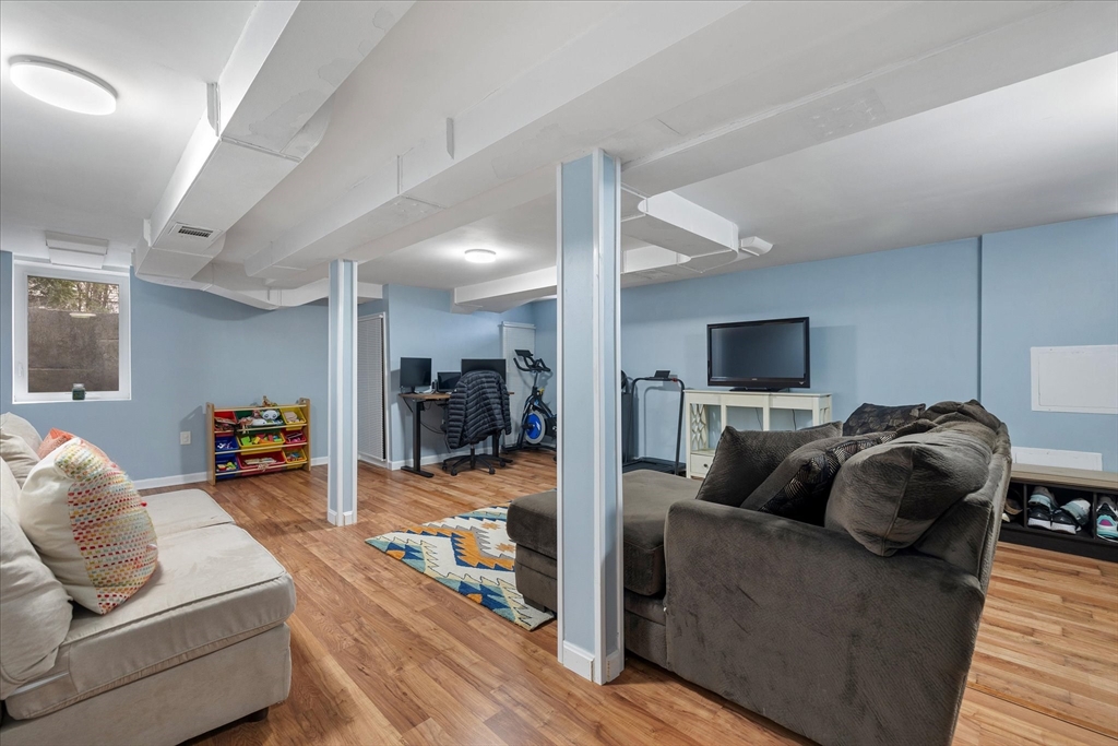 7 Venus Drive Shrewsbury, MA 01545 - Photo 25 of 27