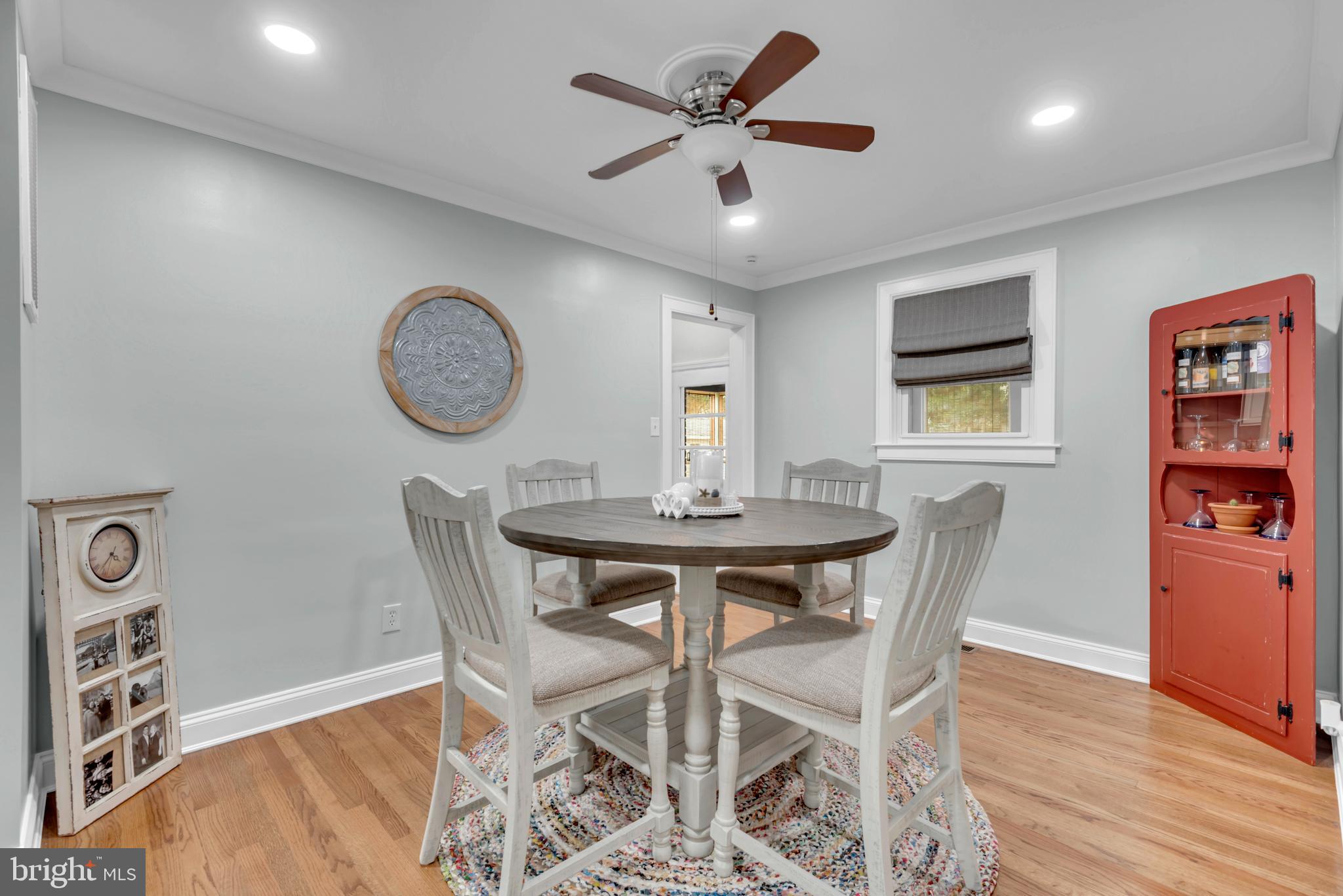207 Lake Road Pasadena, MD 21122 - Photo 15 of 50 Dining Room