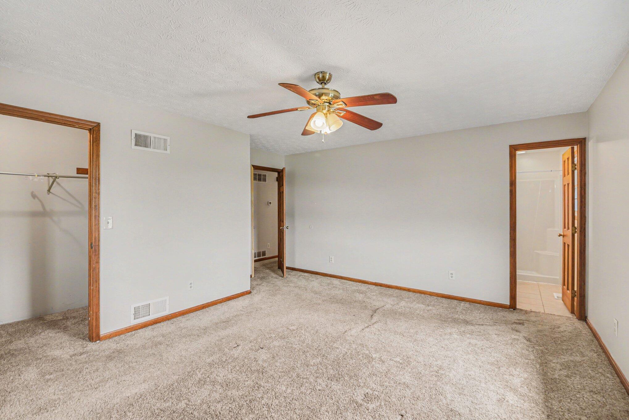 4294 Idlewild Road Burlington, KY 41005 - Photo 28 of 42 017_file_1676