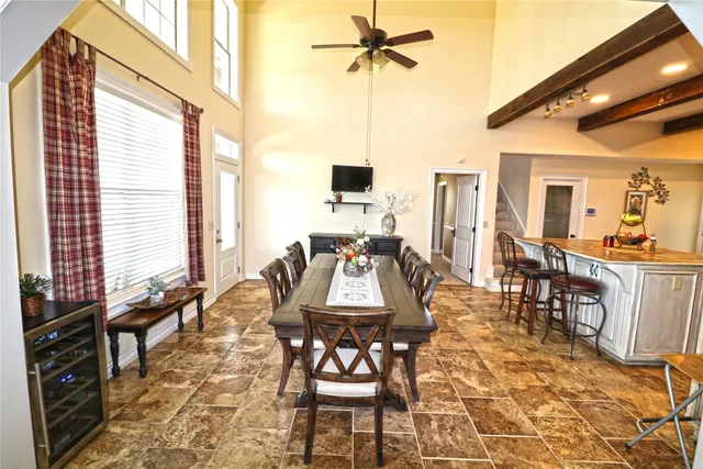 $1,850,000 | 205 Private Road 7770, Colmesneil, TX 75938