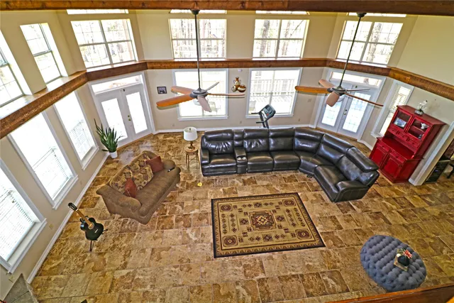 $1,850,000 | 205 Private Road 7770, Colmesneil, TX 75938