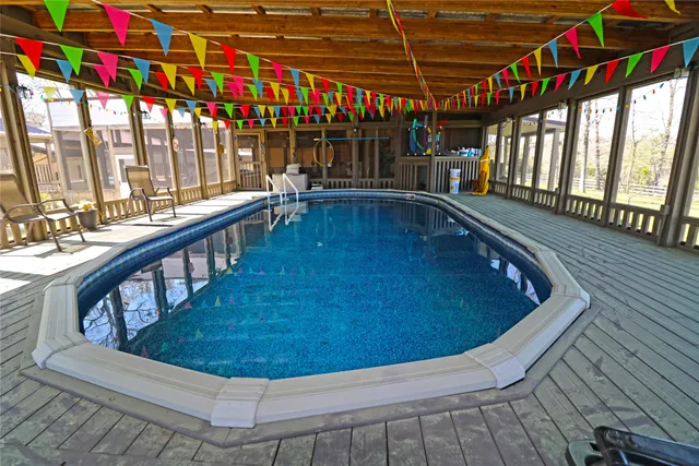 $1,850,000 | 205 Private Road 7770, Colmesneil, TX 75938