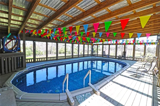 $1,850,000 | 205 Private Road 7770, Colmesneil, TX 75938