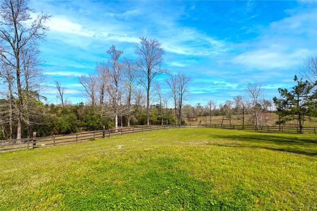 $1,850,000 | 205 Private Road 7770, Colmesneil, TX 75938