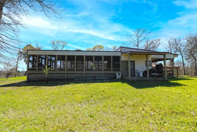 $1,850,000 | 205 Private Road 7770, Colmesneil, TX 75938