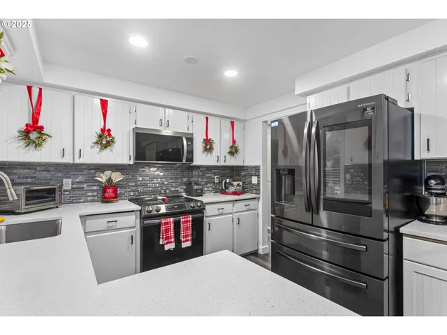 $599,999 | 301 Northeast 109th Street, Vancouver, WA 98685