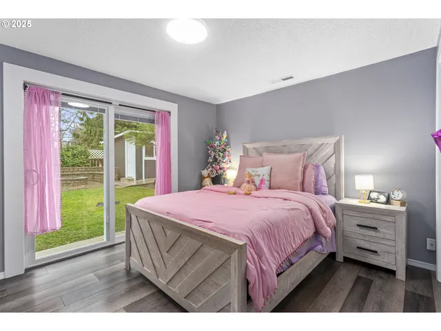 $599,999 | 301 Northeast 109th Street, Vancouver, WA 98685