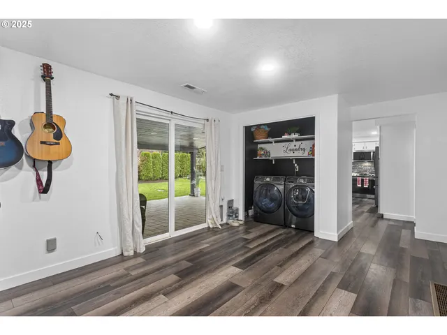 $599,999 | 301 Northeast 109th Street, Vancouver, WA 98685