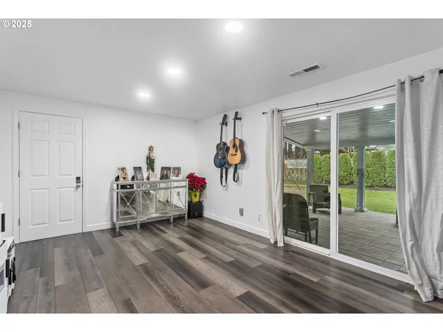 $599,999 | 301 Northeast 109th Street, Vancouver, WA 98685