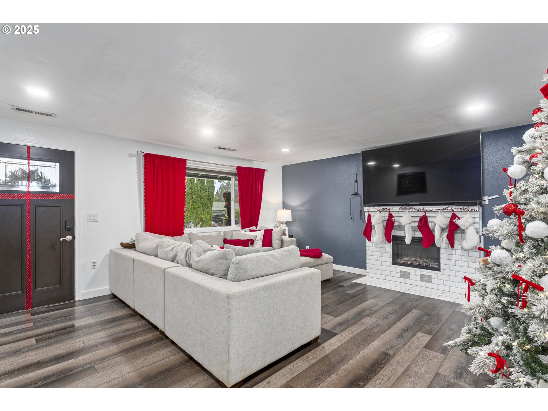 301 Northeast 109th Street Vancouver, WA 98685 - Photo 3 of 48