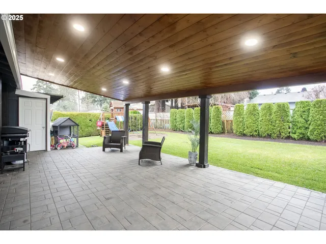 $599,999 | 301 Northeast 109th Street, Vancouver, WA 98685