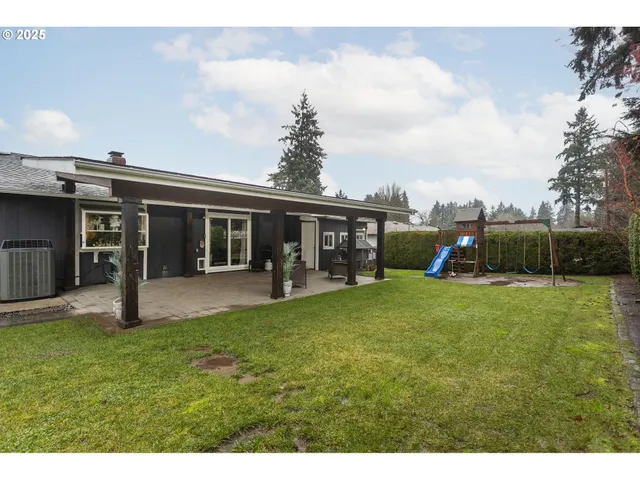 $599,999 | 301 Northeast 109th Street, Vancouver, WA 98685