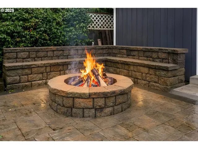 $599,999 | 301 Northeast 109th Street, Vancouver, WA 98685