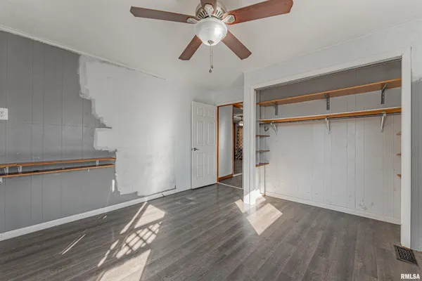 $94,000 | 202 West Green Street, Mount Pulaski, IL 62548