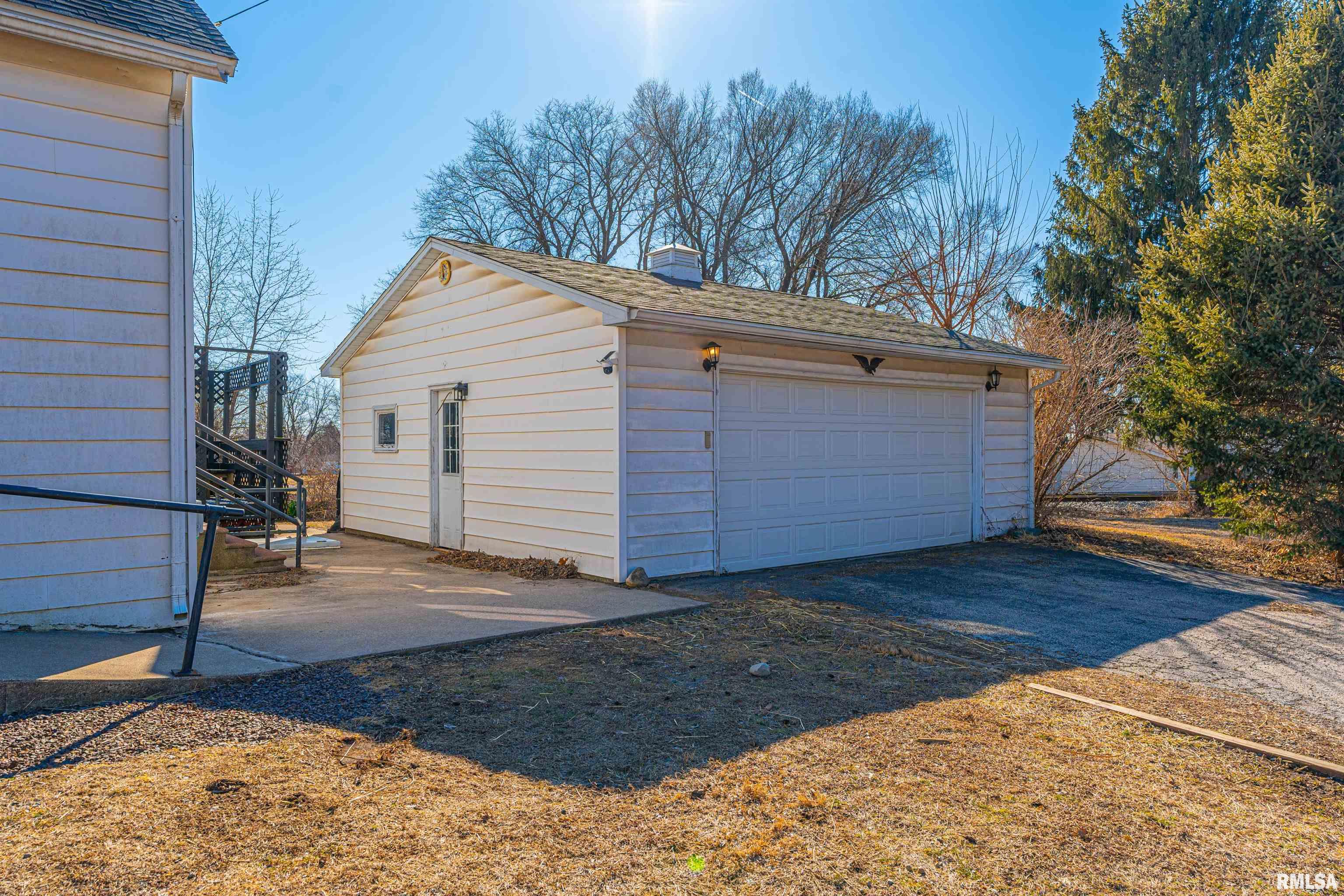 202 West Green Street Mount Pulaski, IL 62548 - Photo 25 of 28