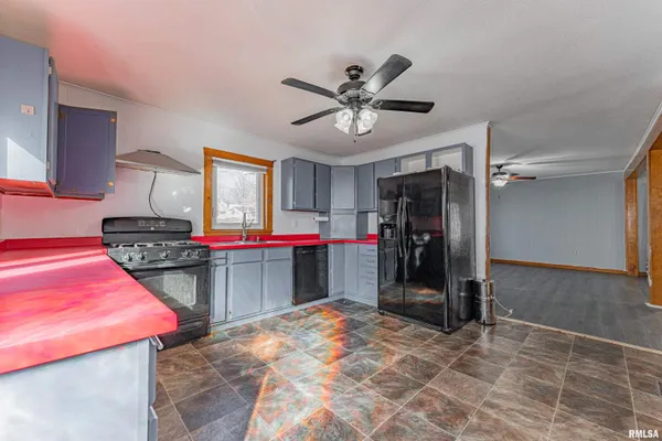 $94,000 | 202 West Green Street, Mount Pulaski, IL 62548