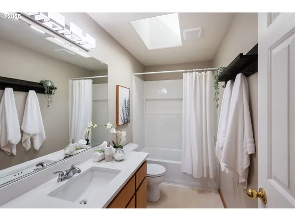 $485,000 | 7027 Southeast 78th Avenue, Portland, OR 97206