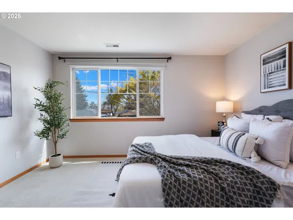 $485,000 | 7027 Southeast 78th Avenue, Portland, OR 97206