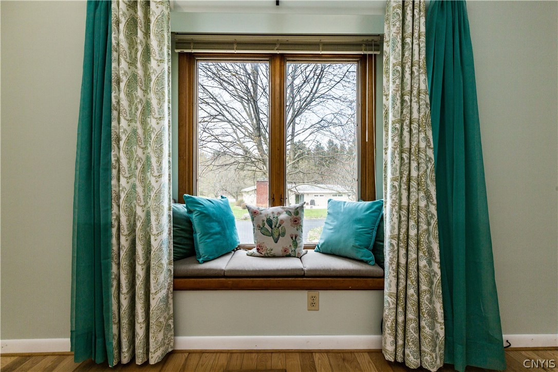 4546 Limestone Drive Manlius, NY 13104 - Photo 25 of 50 Delightful Bay window seat, perfect for dreaming a