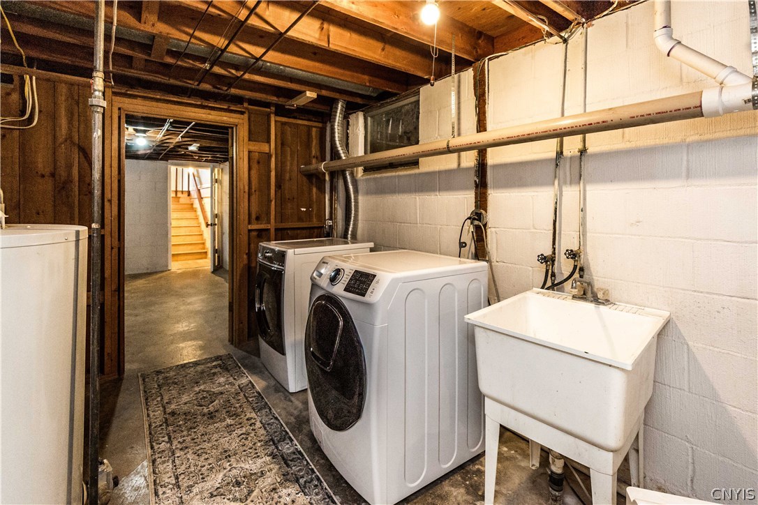 4546 Limestone Drive Manlius, NY 13104 - Photo 40 of 50 Laundry area could easily be brought upstairs into