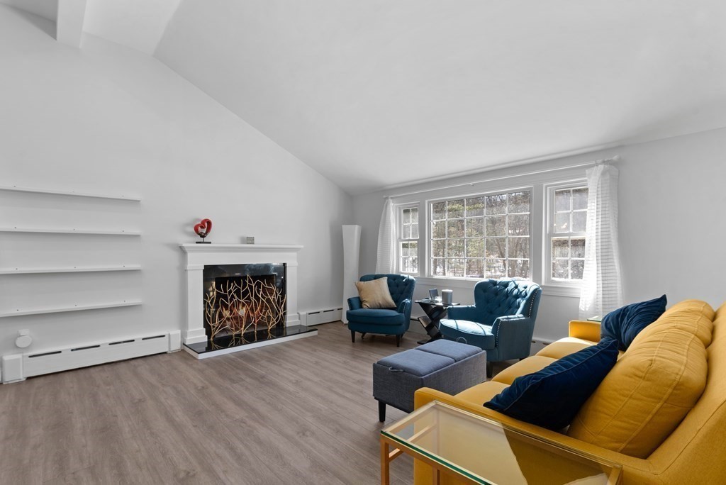 8 Lloyd Road North Reading, MA 01864 - Photo 9 of 42 Gallery Image 9