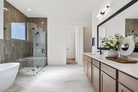 $782,990 | 2304 Friendswood Trail, Friendswood, TX 77546