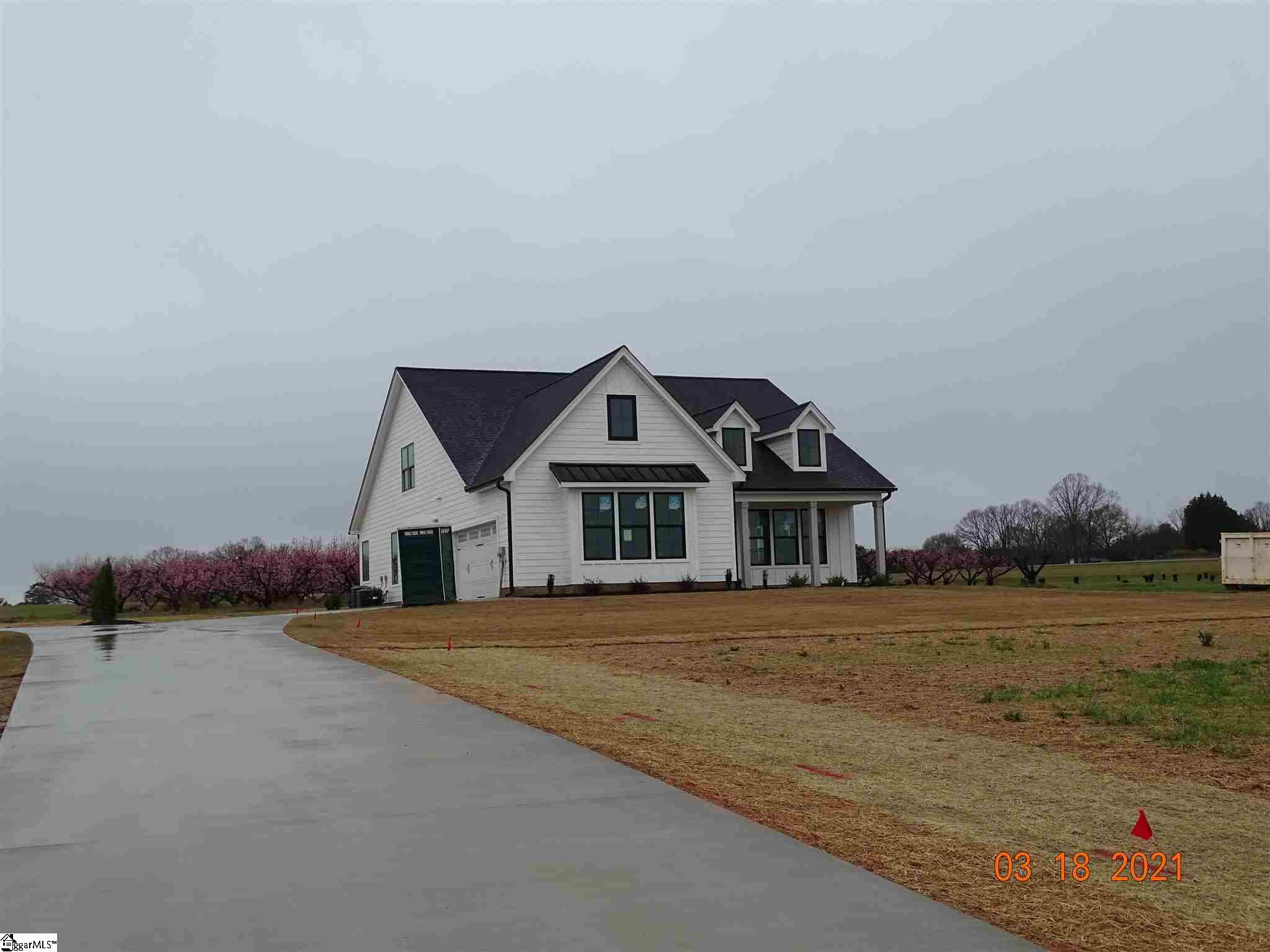 1961 Goodjoin Road Campobello, SC 29322 - Photo 2 of 35